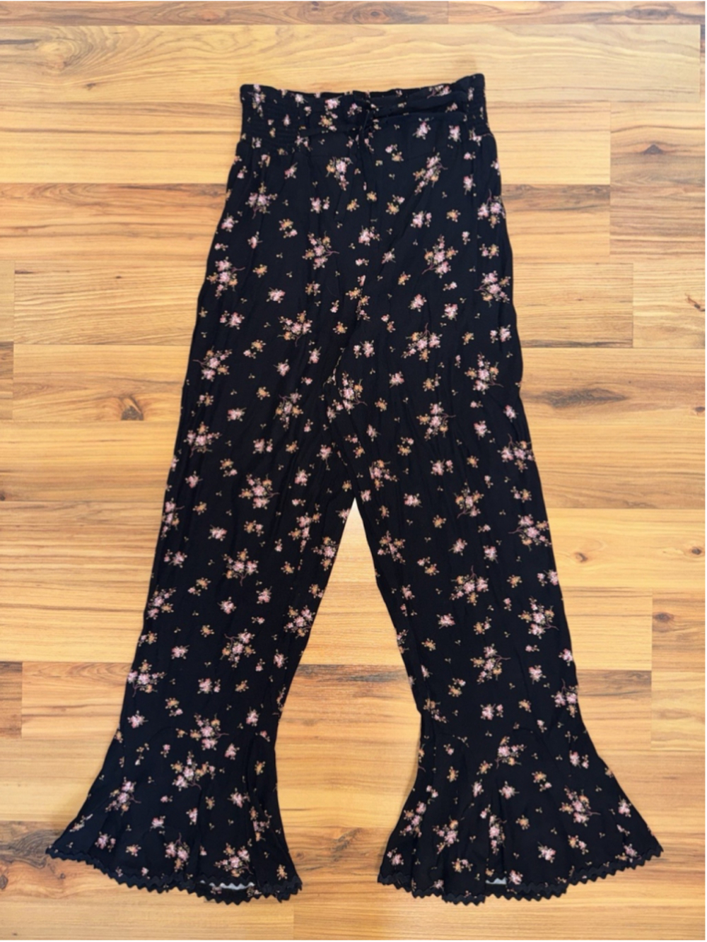 Free People High Rise Cropped Pants Small Black Floral Flare Boho Romantic